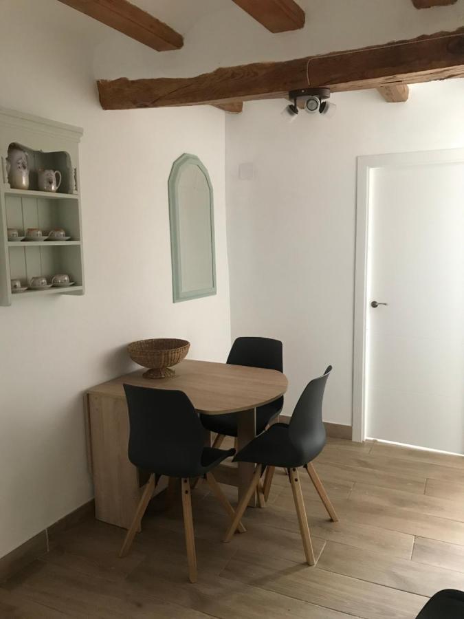 Centrally Located Two Bed Apartment In El Perello Exterior photo
